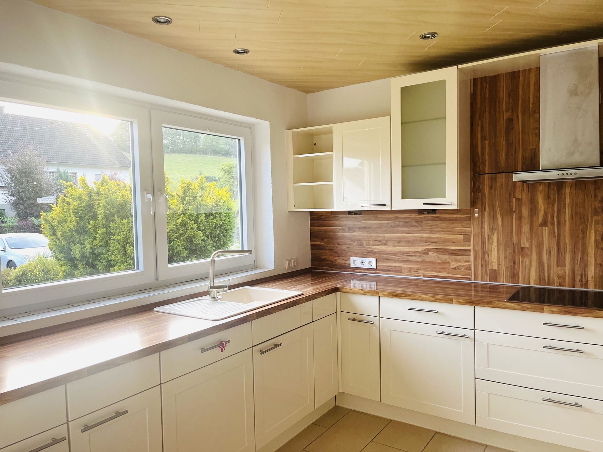 Kirchhundem-Rahrbach: 4-Zimmer-Wohnung mit großer Terrasse provisionsfrei zu vermieten