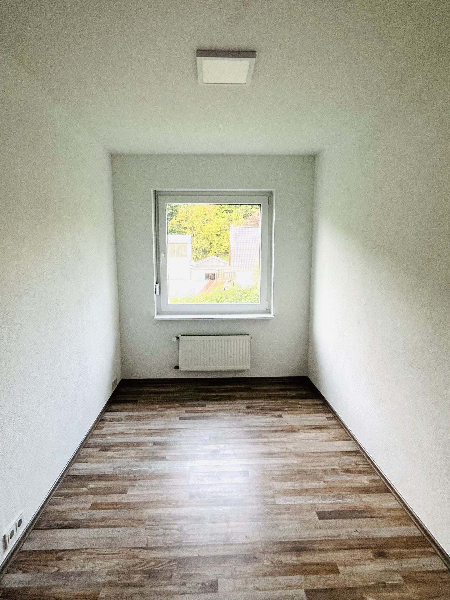 Kirchhundem-Rahrbach: 4-Zimmer-Wohnung mit großer Terrasse provisionsfrei zu vermieten