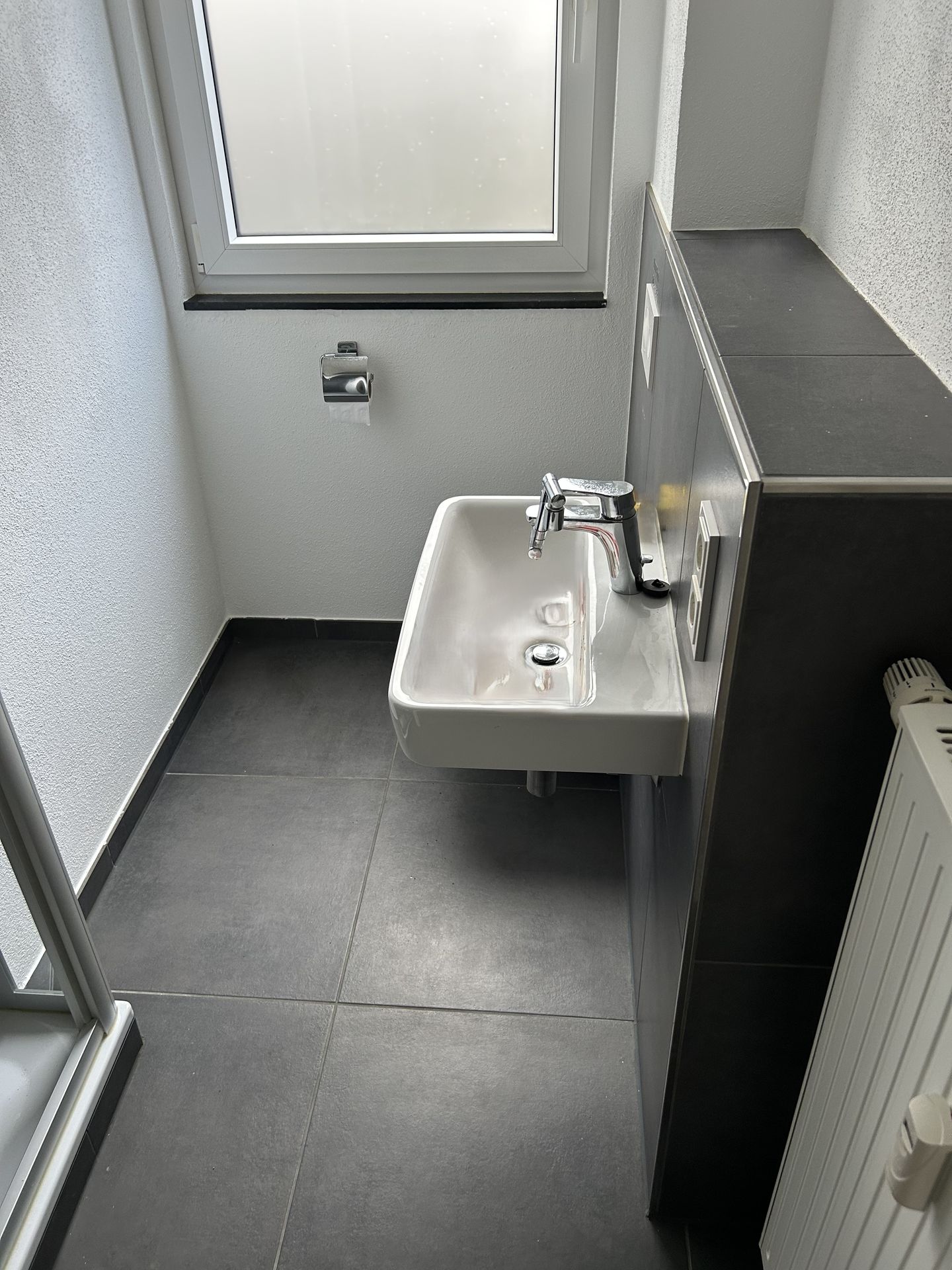 Würdinghausen: Helle und freundliche 2-Zimmer-Wohnung ab sofort WARM zu vermieten!